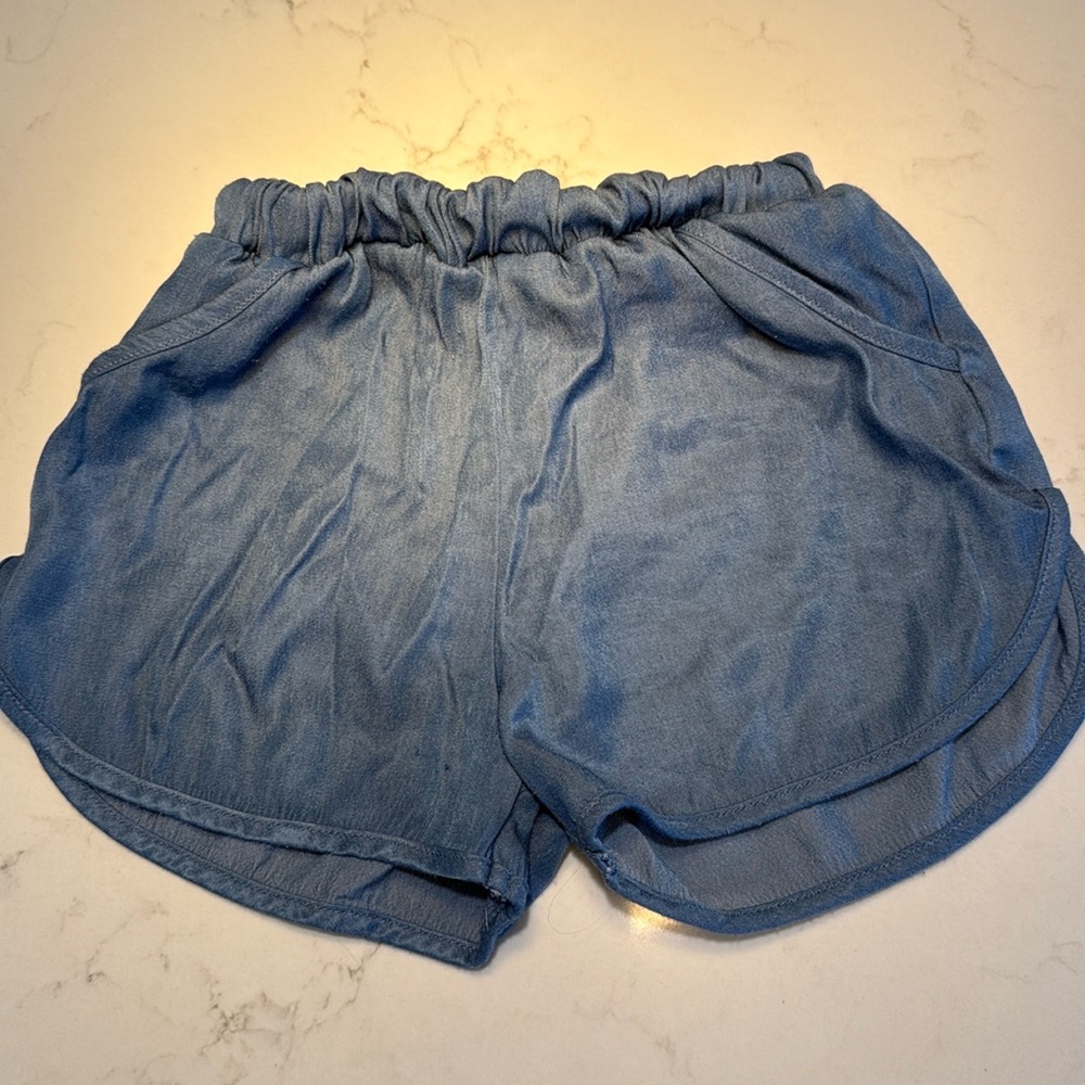 Be Elizabeth by James & Lottie shorts